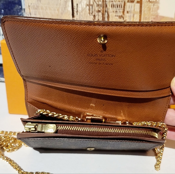 LOUIS🌻VUITTON Wallet with adjustable chain - Picture 6 of 14